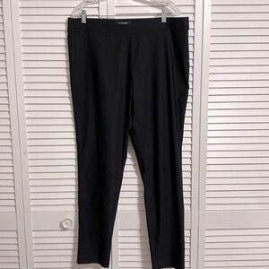 Ellen Tracy black Pull on pants!